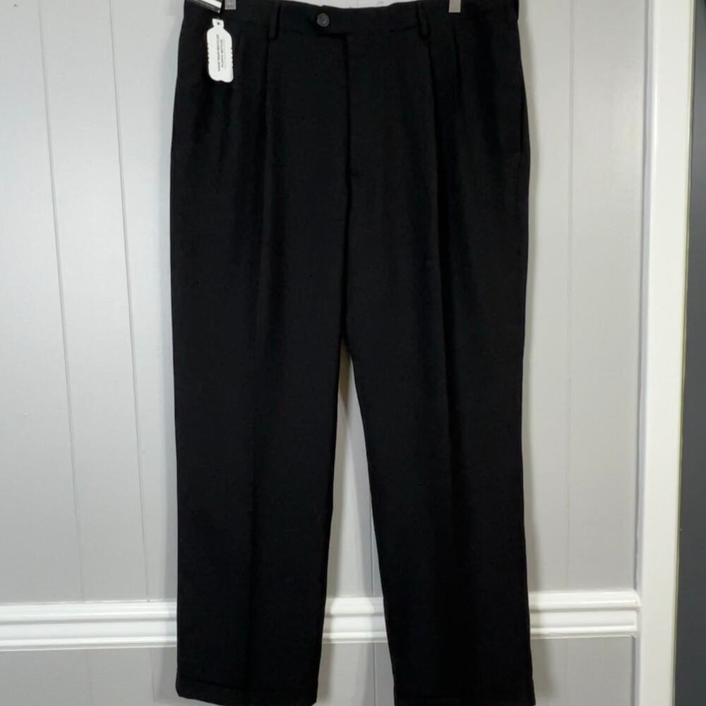 Haggar Dress Pants Mens 36x30 Black Pleated Expandable Waist NWT